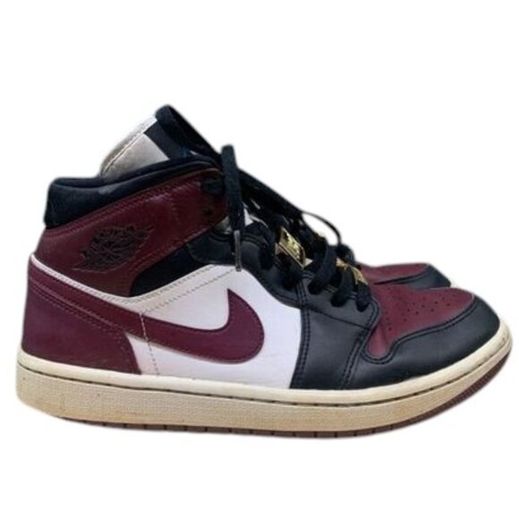 jordan 1 beetroot women